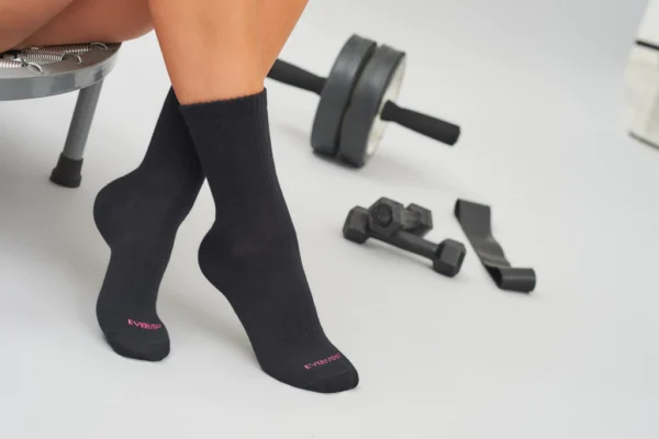 MK MEDIAS 6700