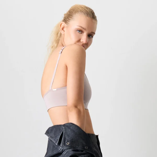 BRIGITTE 1712